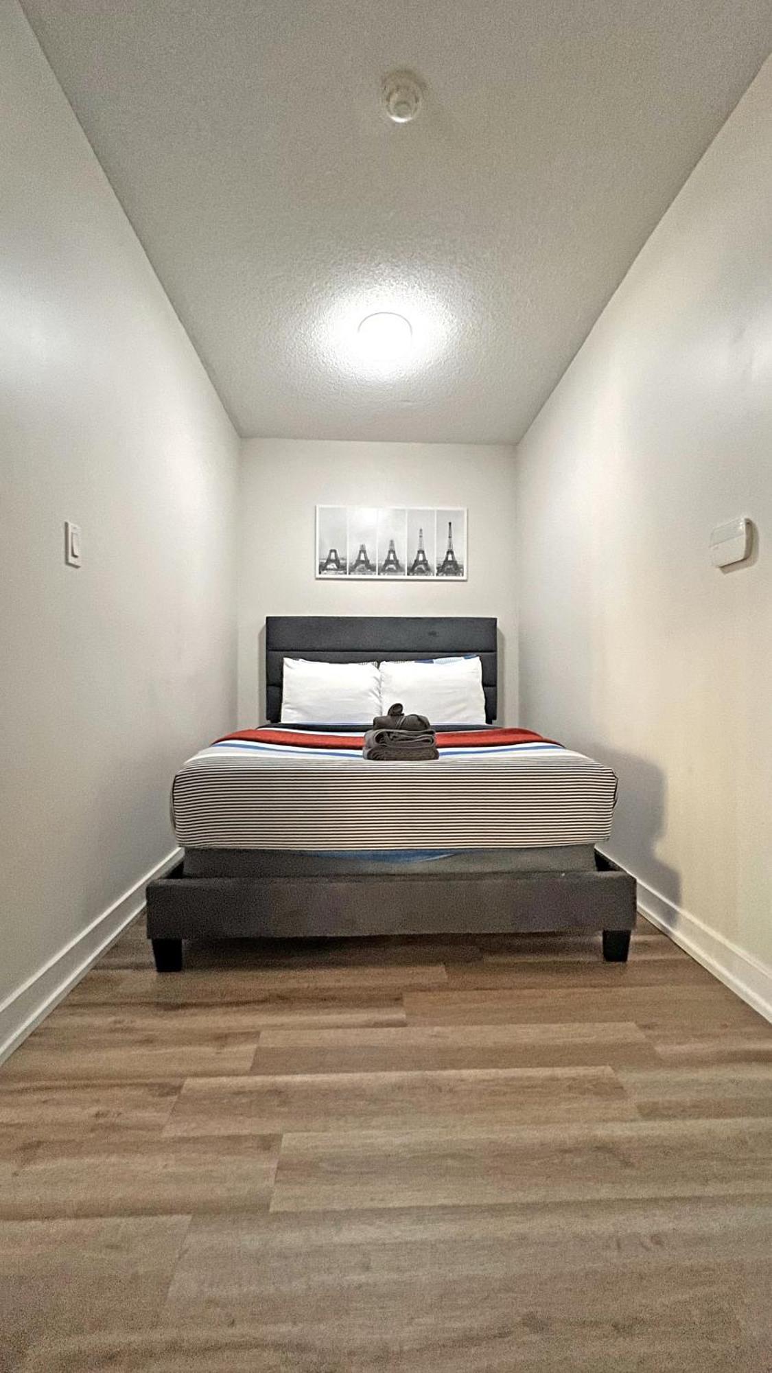 Cozy Condo In Downtown Toronto + Free Parking מראה חיצוני תמונה